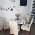 Adriatic شقة